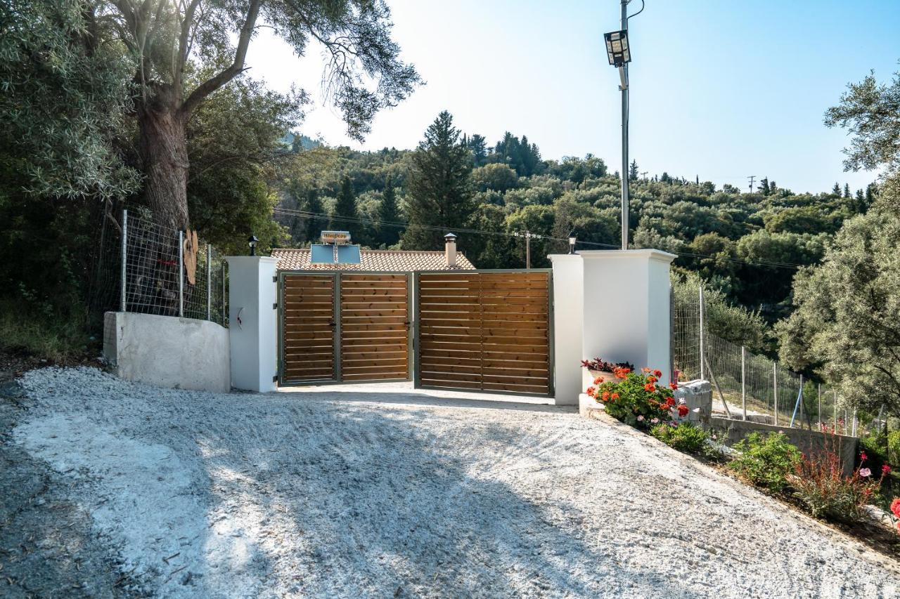 Armonia Villa Lefkada Kariótai Екстериор снимка