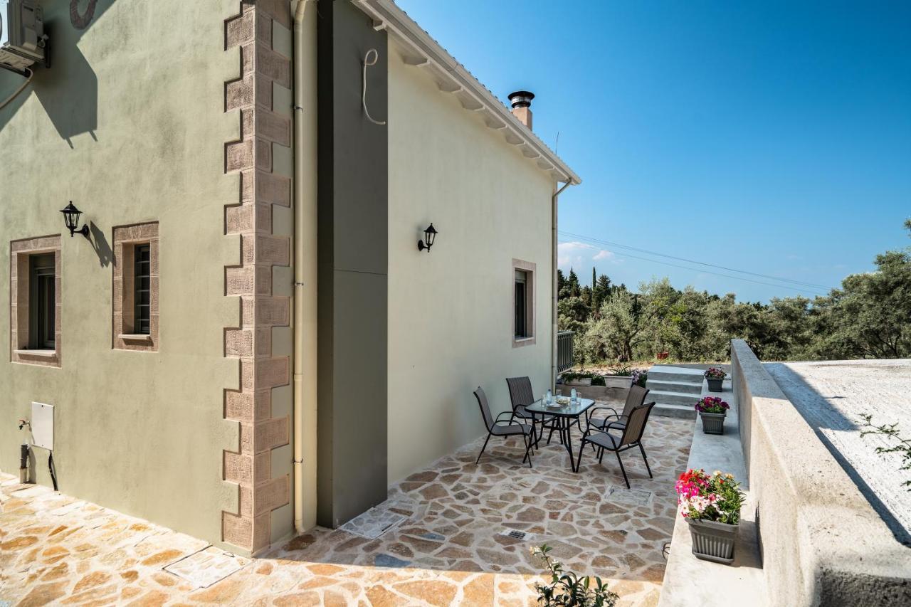 Armonia Villa Lefkada Kariótai Екстериор снимка